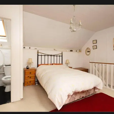 Remarkable Remote 3-Bed Cottage In Ahakista Durrus