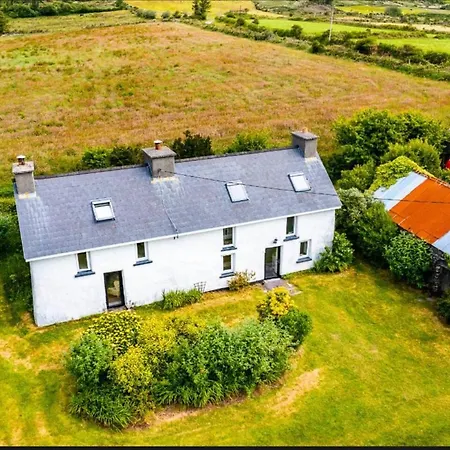 Remarkable Remote 3-Bed Cottage In Ahakista Durrus